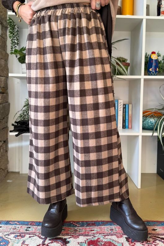 Nora Brushed Cotton Gingham Kick Pant Coffee Bean